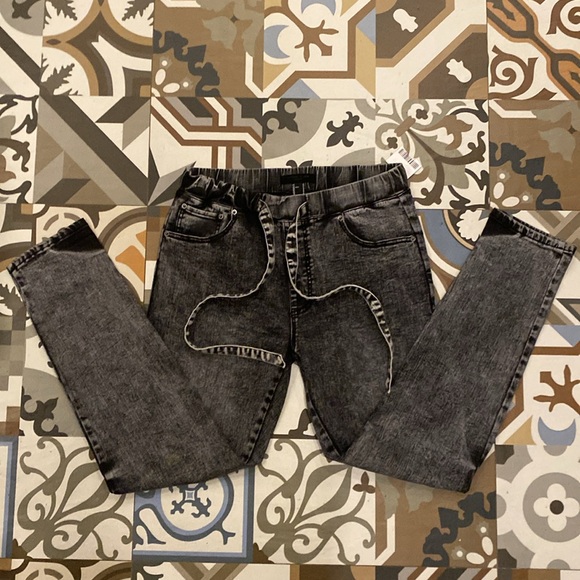 FOREVER 21 Men elastic draw string Black / Grey Denim Pants - Picture 2 of 3